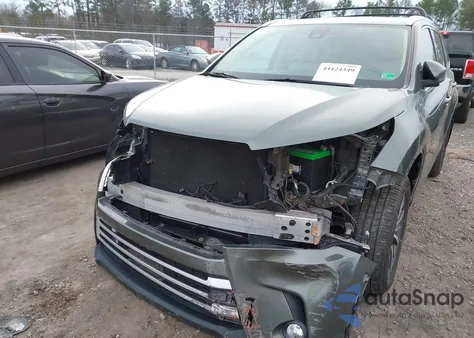 2017 Toyota Highlander Xle from USA, damaged, VIN 5TDJZRFH9HS463288